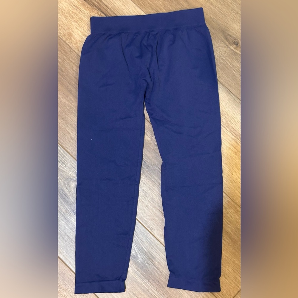 Spiritual Gangster Cropped Leggings XS/S